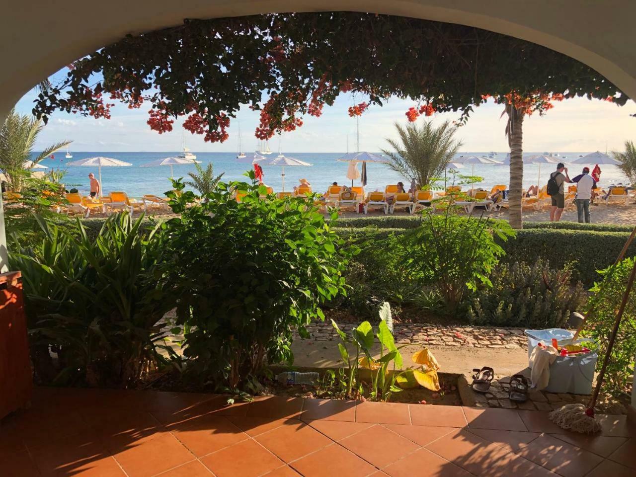 Oceanfront Apt 4 Porto Antigo II Santa Maria Kültér fotó