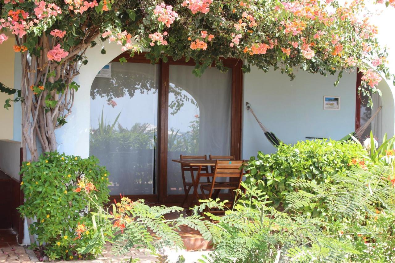 Oceanfront Apt 4 Porto Antigo II Santa Maria Kültér fotó